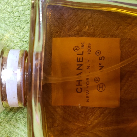 Vintage Bottle of Chanel - Picture 6 of 8